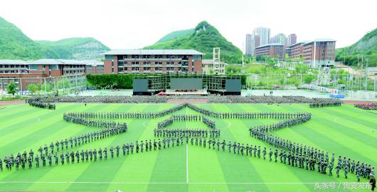 花溪大学城“开学季”系列报道——贵州医科大学：我来圆学医梦