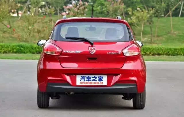 宝骏又出一神车，5万元就能买自动挡，黑科技一个都不少！