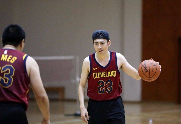 nba篮球衣服尺寸有哪些(新版NBA球衣尺码怎么选？)