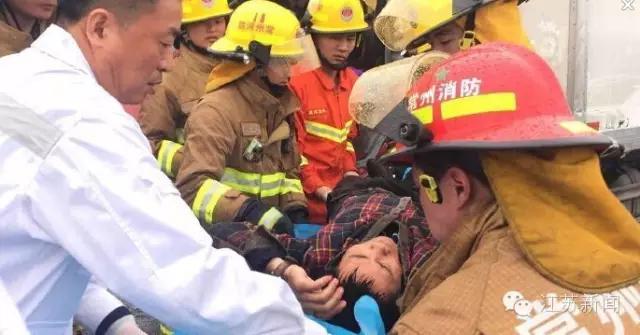 沪宁高速常州段56车连环追尾，已致2人死亡！