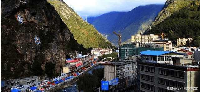 比特币矿机泡沫：疯狂时承包水电站挖矿，而今矿机显卡遭抛售！