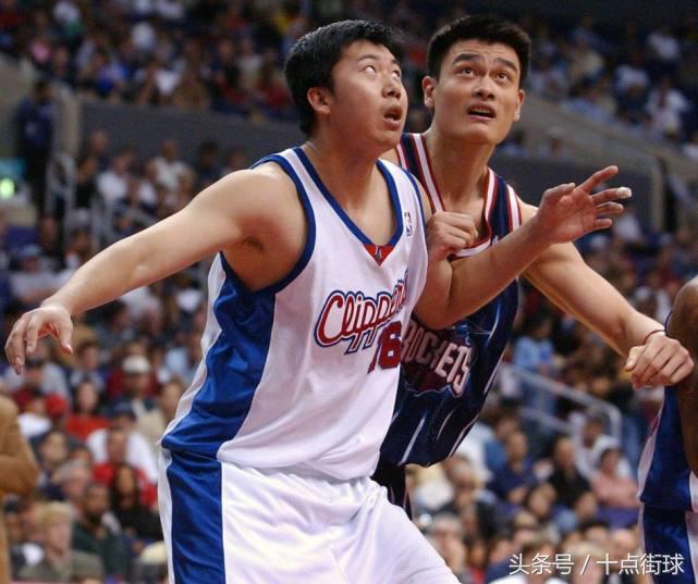 王治郅在nba哪些队(王治郅曾在NBA有多强？杨毅：当年在小牛，诺天王不一定比他厉害)