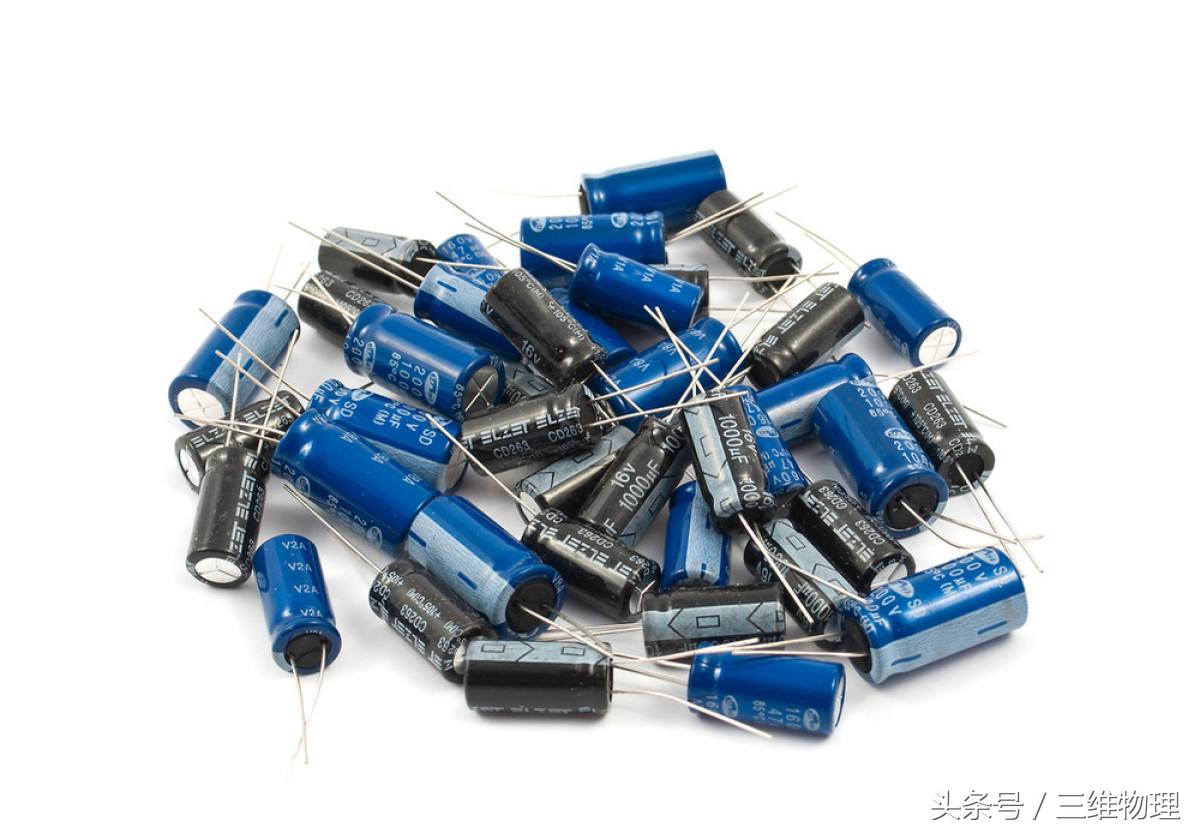 物理1000问：（静电场21）电容器的C与电压U、带电量Q有关吗？