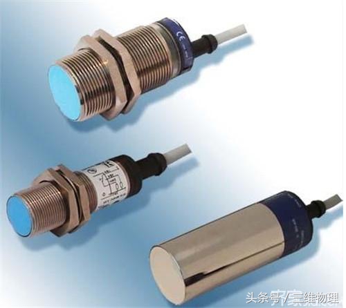 物理1000问：（静电场21）电容器的C与电压U、带电量Q有关吗？