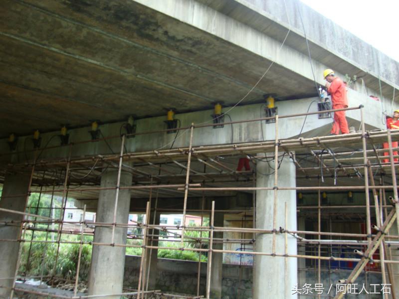 桥梁支座更换施工及控制技术