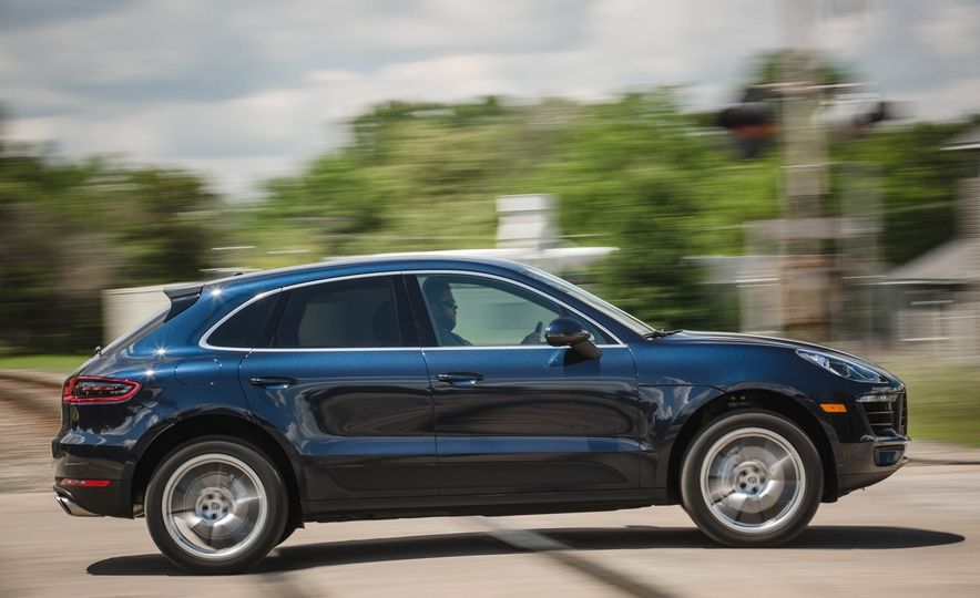 2018年奥迪SQ5 vs 2017年奔驰AMG GLC43 vs 2017年保时捷Macan S