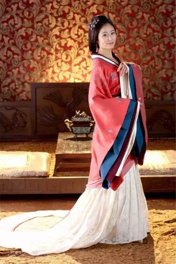大美汉服 已梦千年,著我汉家儿郎裳 兴我礼仪之邦!
