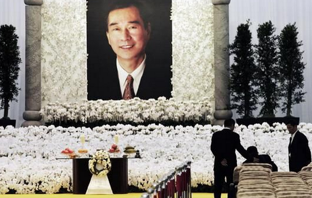 陈启礼于2007年10月4日已经在香港去世,遗体送回台湾举行风光大葬,有