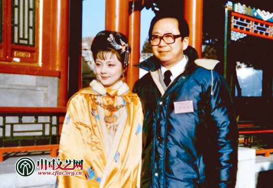 而其背后的打造者,一个是王立平,一个是陈力.