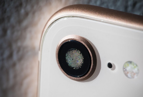 苹果8plus防水吗苹果8plus进行防水测试