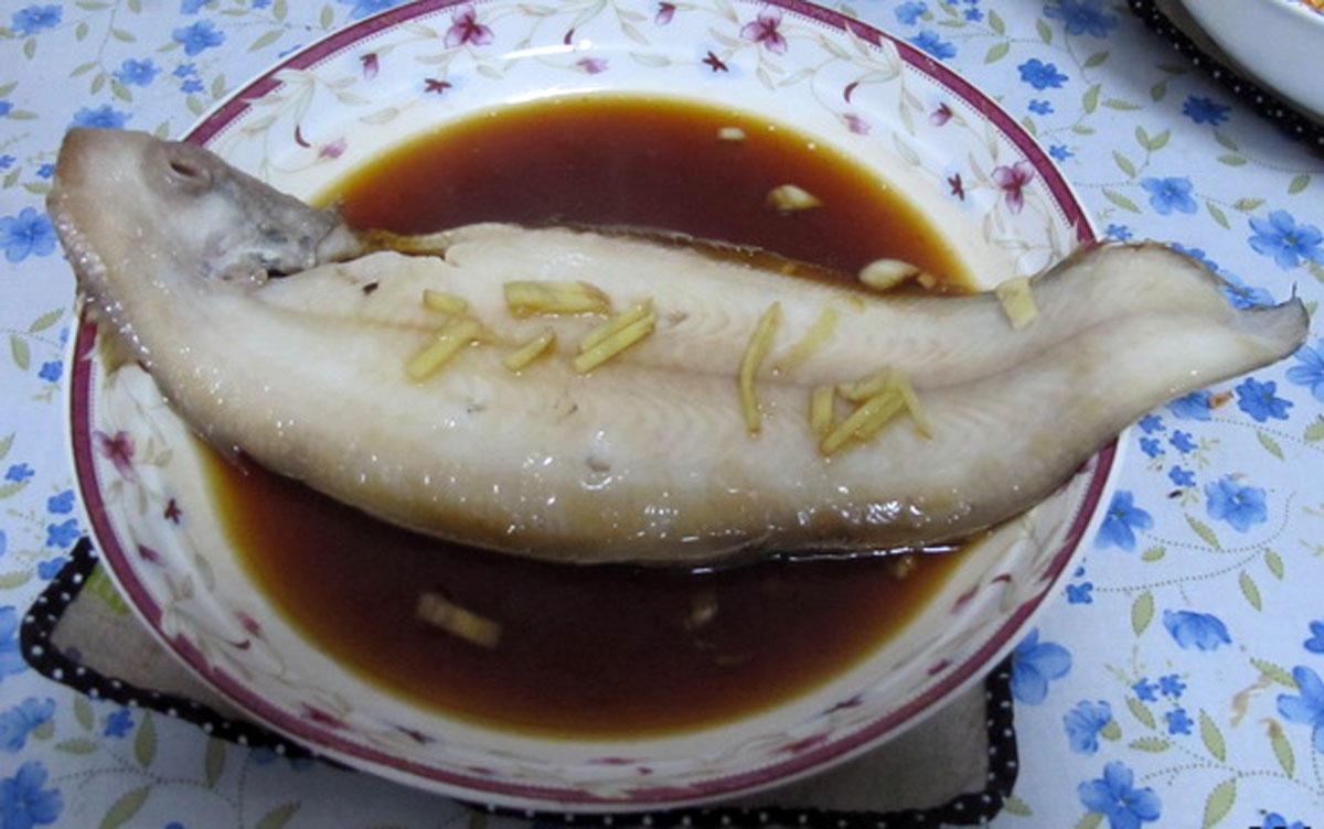 海下人不愿吃它，沿海地區人們習慣叫它“舌頭魚”