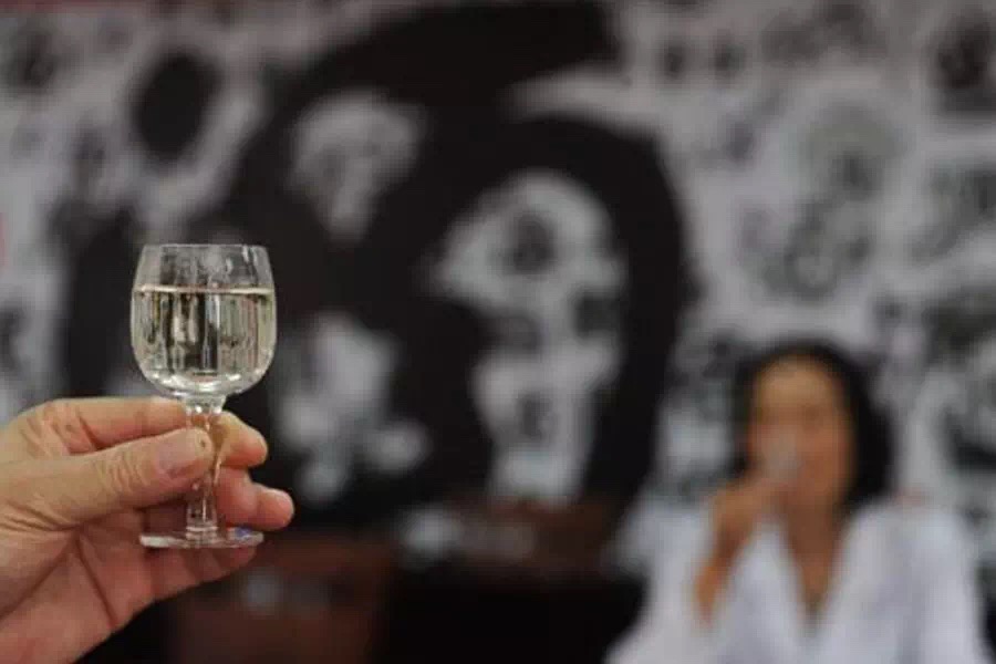 品鉴白酒的好坏其实就是那么简单，保准您一学就会！