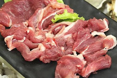 横山炖羊肉的正宗做法(醇香味美，横山炖羊肉传统烹饪技艺)