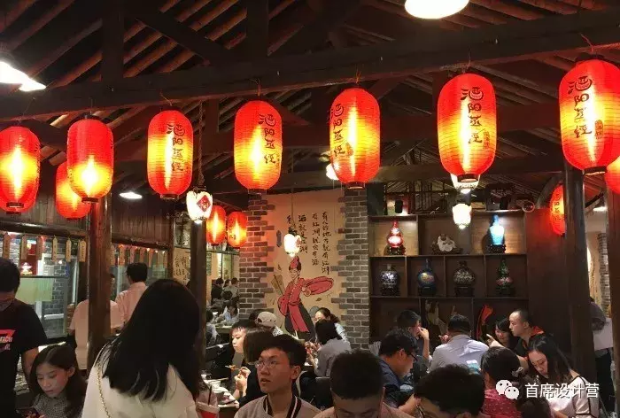 如此有格调的小酒馆，你哪有理由不去喝杯酒
