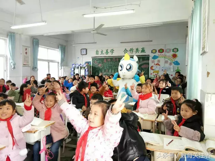郑州市二七区龙岗实验小学：与“小思”相见   促“书香”实现