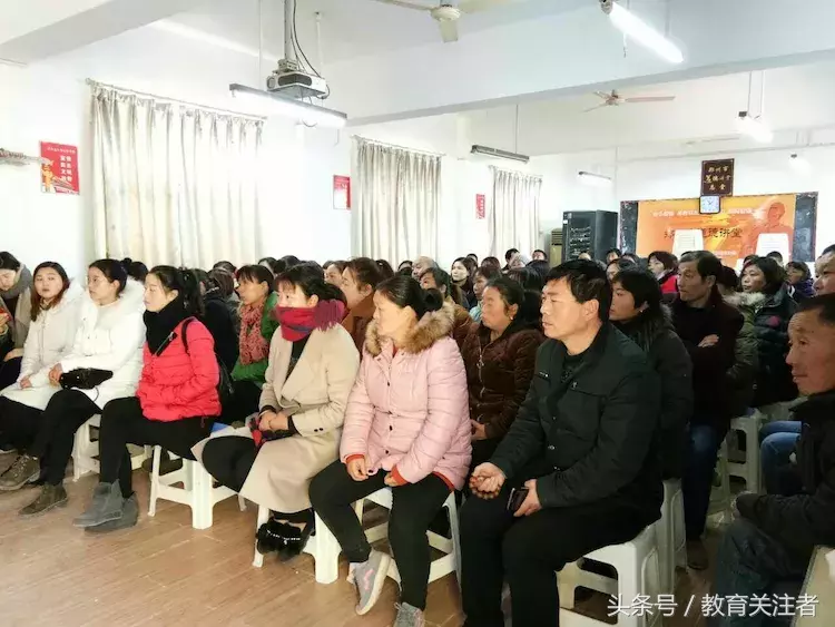 郑州市二七区龙岗实验小学：与“小思”相见   促“书香”实现