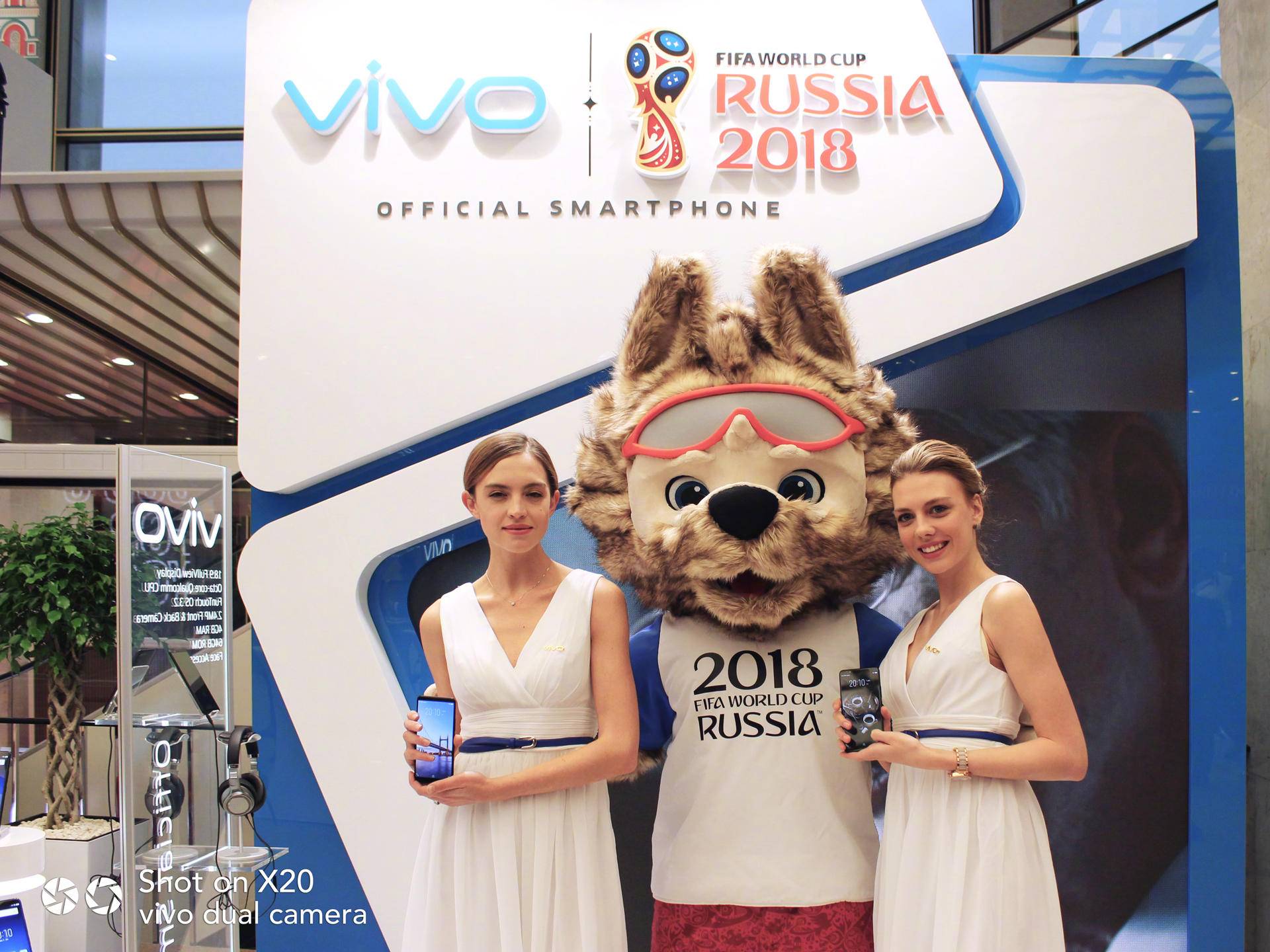 世界杯\x20时间(vivo X20现身克里姆林宫，锁定2018FIFA俄罗斯世界杯官方用机)