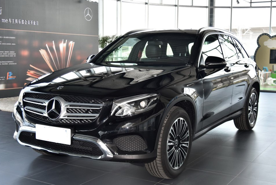 换代之前,奔驰glc,奥迪q5,应该选哪个