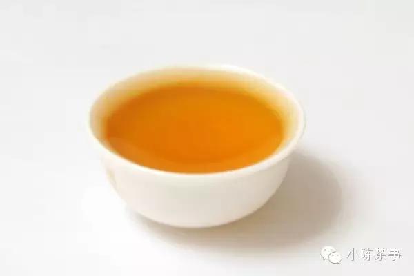 红茶的汤色与香气，你会形容吗？