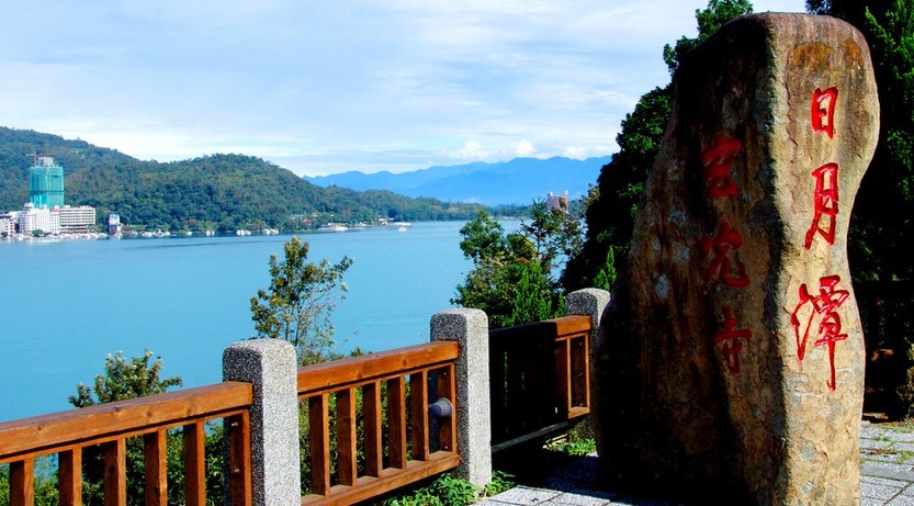 好的旅遊景點排行榜(中國10大最著名旅遊景點和10大最多遊客景區排行