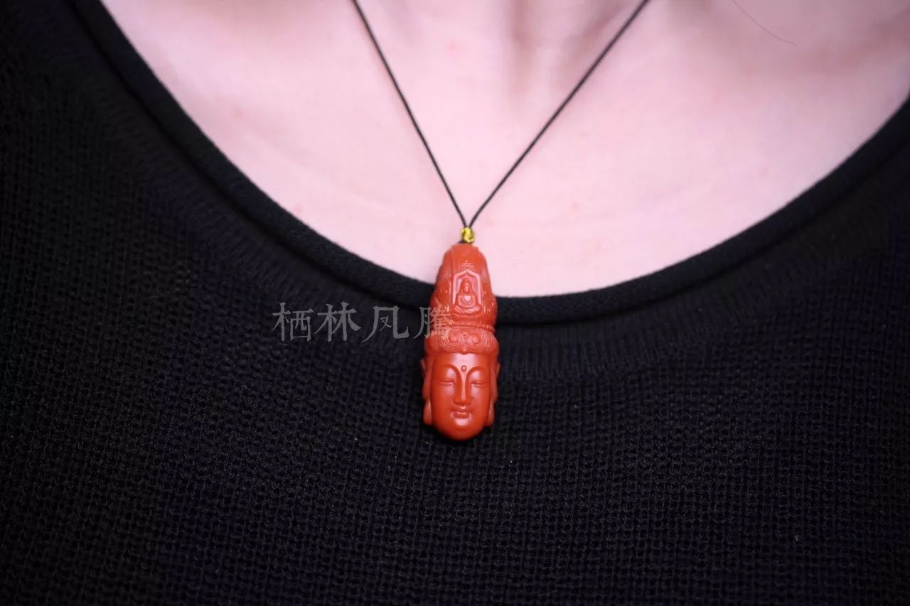 女性朋友常问：我们可以佩戴观音吗？