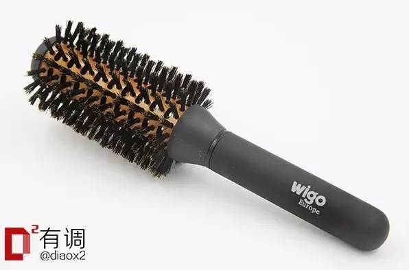 12 款人气梳子真人评测，谁能拯救你的三千发丝？