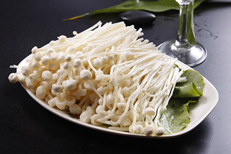 金针菇火锅煮多久能熟 建议煮5到10分钟