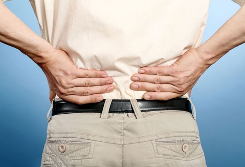 椎间盘突出自的治疗方法与注意事项