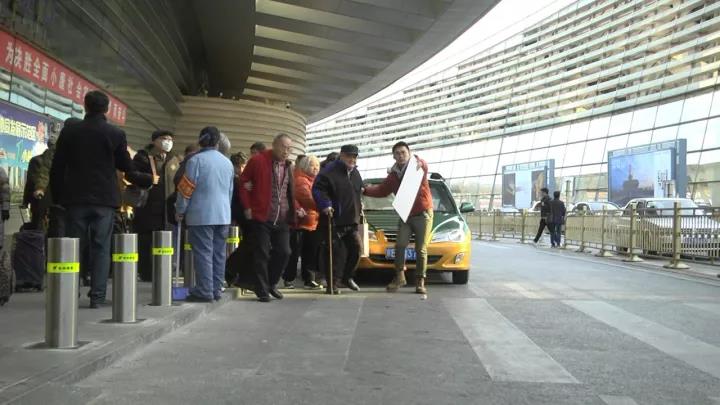 这支平均年龄74岁的清华校友合唱团回家，感动了多少清华人