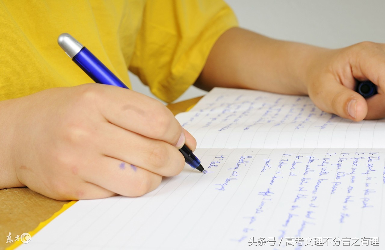 2018年高考英语万能写作模板系列之演讲稿五个绝招让听者热血沸腾