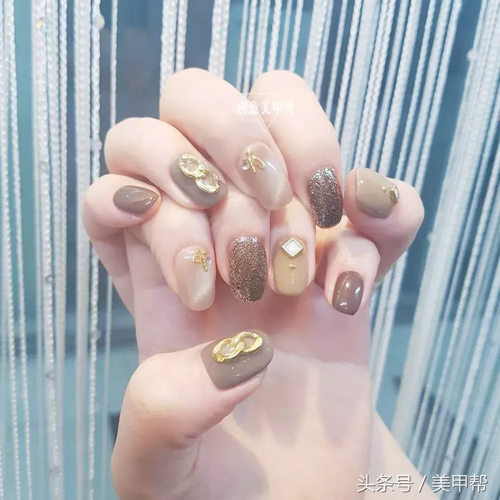 2017年8种爆款美甲,你做过几种?