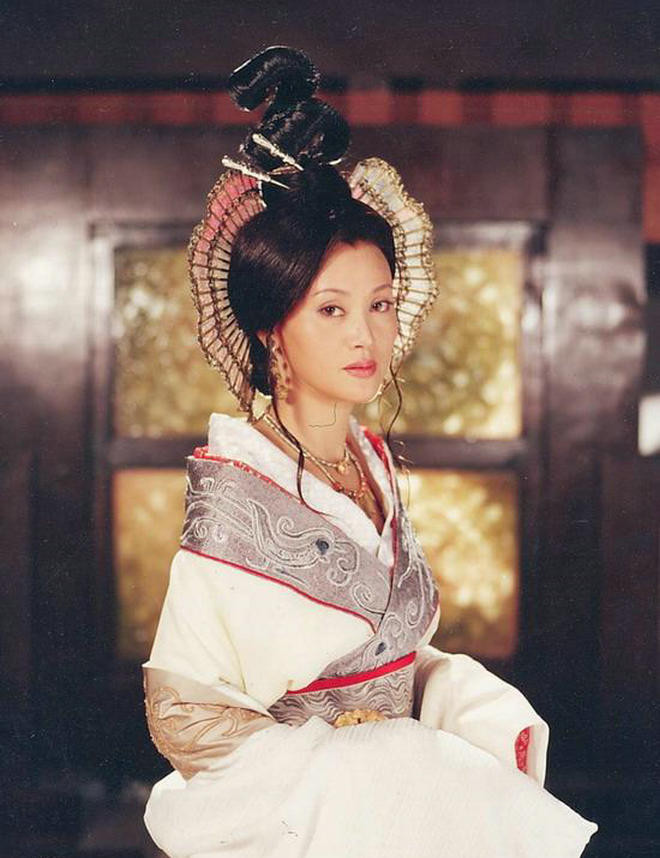 (《秦始皇》中的赵姬)其二,这"大期"是指一年,也就是十二个月,如顺此