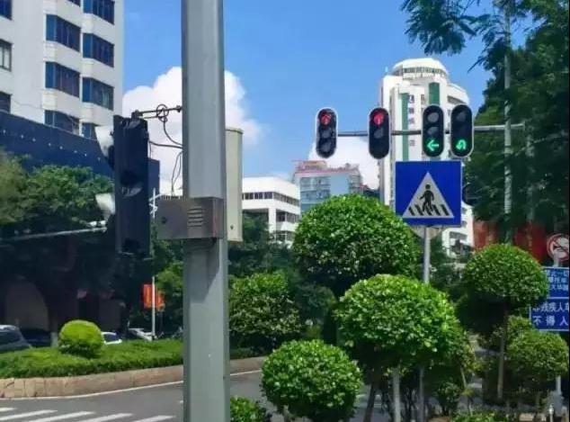 紧急通知：汕头海滨路从1号起禁止摩托车驶入，交警全天看守！