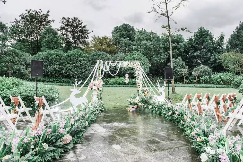 真实婚礼l 结婚不在酒店在社区活动中心，这位新娘被婆家刮目相看