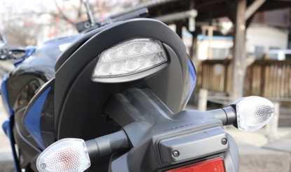 体验凶悍的铃木GSX-S750中级排量街车