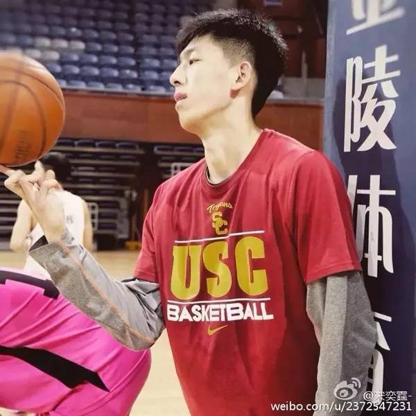 身高2米！有球技有颜值！最近杭州妹纸又多了个“老公”，也姓宋！
