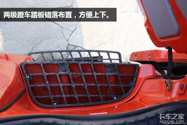 自重仅6吨 匹配6.7升东康发动机 270马力天锦牵引车比轻赢版更轻