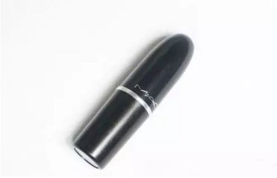 超全口红真假鉴别！姑娘，你可能买到了假口红！