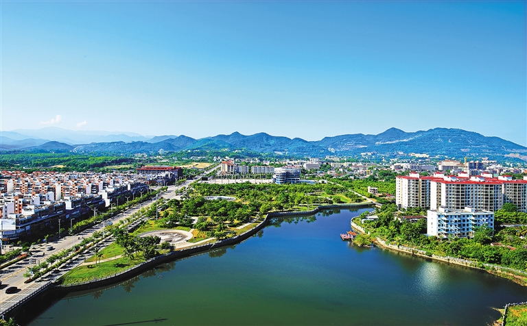 海南昌江:30年迎来华丽转身