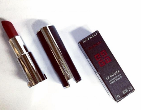 纪梵希小羊皮口红真假对比图解 哪个颜色受欢迎