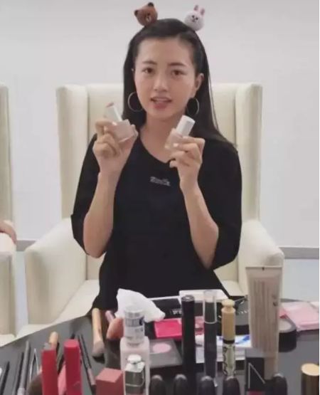 超全口红真假鉴别！姑娘，你可能买到了假口红！