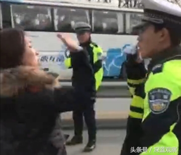 河南邓州发生袭警事件 多人殴打交警！警方：已拘留肇事者