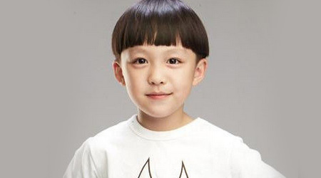 说起朱佳煜这个名字,你肯定觉着陌生,那"夏天"这个名字你就肯定知道了