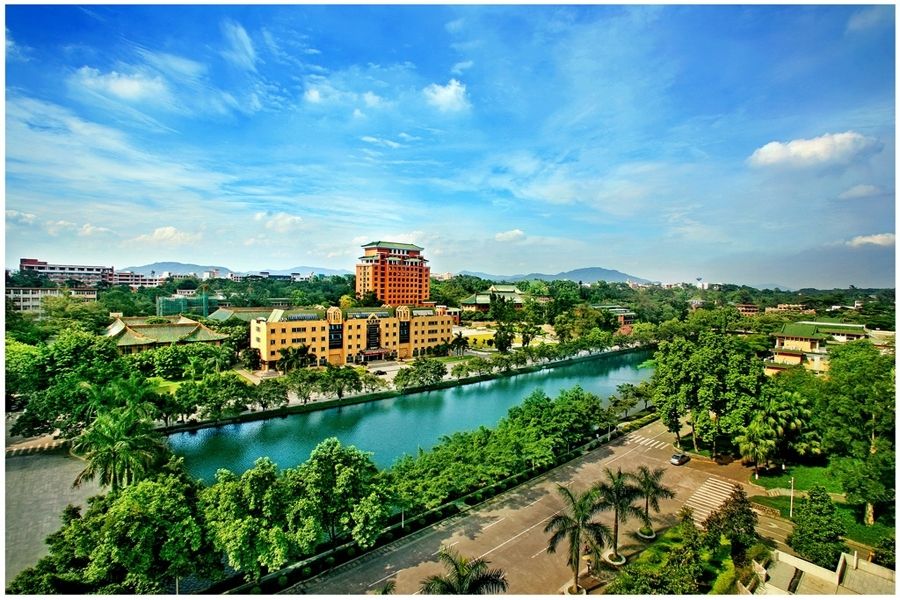 在广东高考读国内名牌大学要多少分呢？录取最高要超省线186分