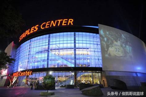 美国nba篮球队位于哪些州(NBA居然有这两座城市，却拥有四支球队，每一个都有历史意义)