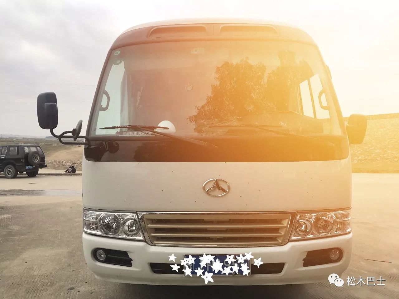 80后脑洞大开自改考斯特中巴房车 颠覆你对房车的认识