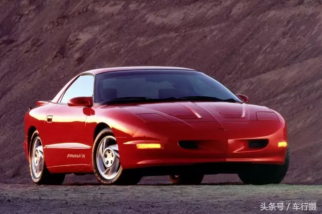 典藏之诗!庞蒂亚克火鸟从诞生到沉没 历代车系大保健