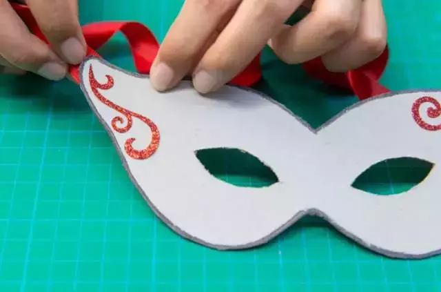 9种手工创意diy面具,新年儿童派对开起来吧!和孩子玩转角色扮演
