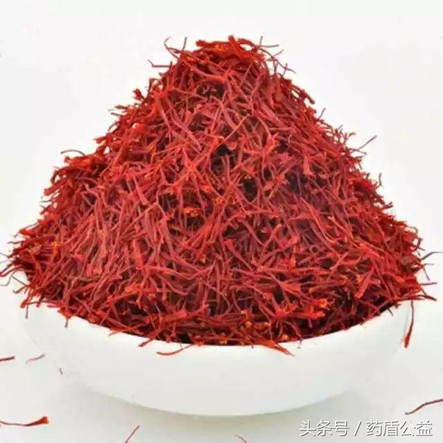 水中泡一下，辨知真与假——西红花的真伪面貌
