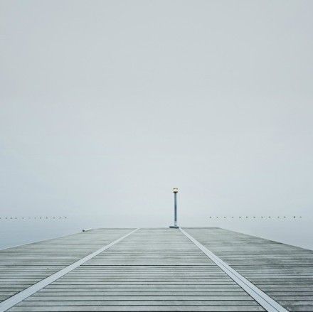 寒门博士自杀，谁是真正杀死这些贫穷而上进年轻人的“凶手”？